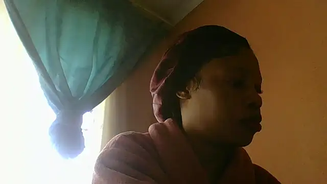 Snapshot of NAUGHTYSHALOTXX chatting on 27, 5, 2026 NAUGHTYSHALOTXX online show from 27, 5, 2026