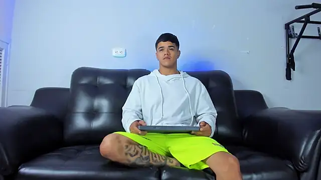 Rob saenz  online show from 2, 2, 2025