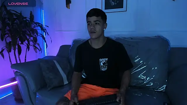 Rob saenz  online show from 22, 12, 2025