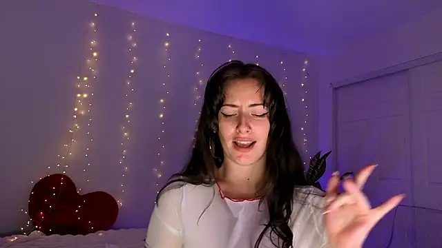 Sapphir3xoxo online show from 13, 1, 2026