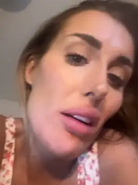 UKSYDNEYFOX online show from 19, 2, 2025