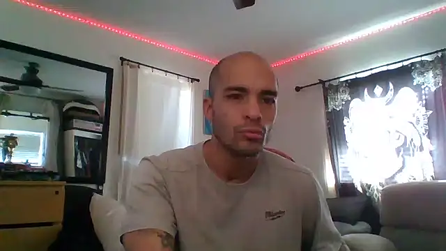 Snapshot of JohnnyDeep187 chatting on 1, 12, 2024 JohnnyDeep187 online show from 1, 12, 2024