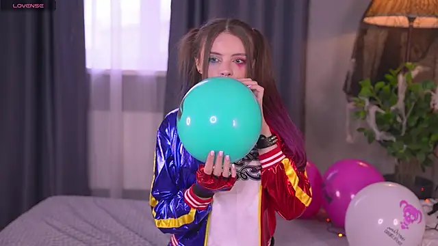 Snapshot of Bellacle chatting on 31, 10, 2025 Bellacle online show from 31, 10, 2025