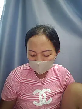 Snapshot of Baby-sexytits18 chatting on 2, 10, 2025 Baby-sexytits18 online show from 2, 10, 2025