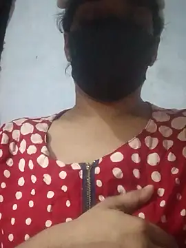 Snapshot of Tharukasenevirathne chatting on 9, 5, 2026 Tharukasenevirathne online show from 9, 5, 2026