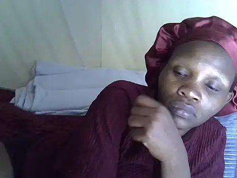 Snapshot of Sweet_serah chatting on 17, 12, 2025 Sweet serah online show from 17, 12, 2025