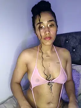 Snapshot of jaderossxx chatting on 19, 10, 2025 jaderossxx online show from 19, 10, 2025