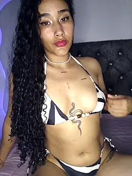 Snapshot of jaderossxx chatting on 17, 5, 2026 jaderossxx online show from 17, 5, 2026