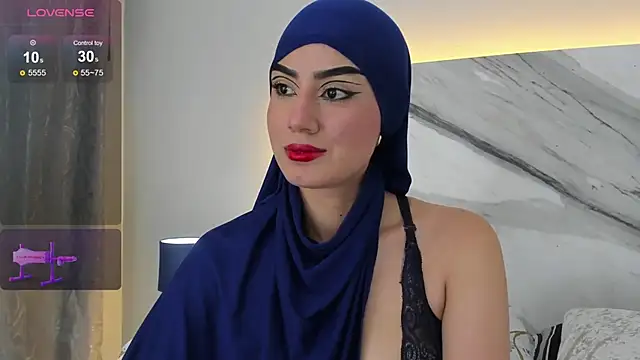 Snapshot of fatimarab chatting on 8, 2, 2025 fatimarab online show from 8, 2, 2025