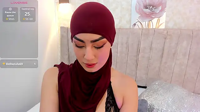 Snapshot of fatimarab chatting on 28, 10, 2025 fatimarab online show from 28, 10, 2025