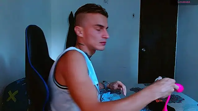 bray hotboy777 online show from 17, 1, 2026