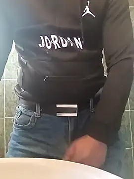 Snapshot of franko1987 chatting on 11, 1, 2025 franko1987 online show from 11, 1, 2025