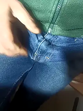 Snapshot of franko1987 chatting on 13, 1, 2025 franko1987 online show from 13, 1, 2025