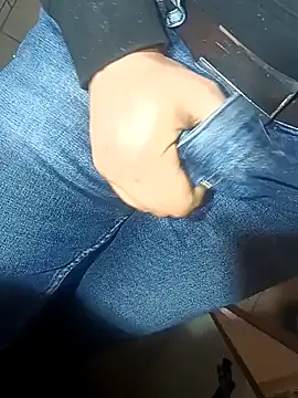 Snapshot of franko1987 chatting on 25, 2, 2025 franko1987 online show from 25, 2, 2025