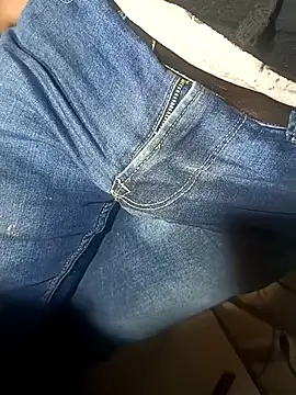 Snapshot of franko1987 chatting on 4, 3, 2025 franko1987 online show from 4, 3, 2025