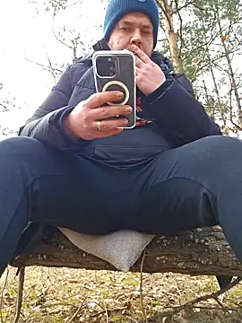 PupW0lfy online show from 4, 2, 2025