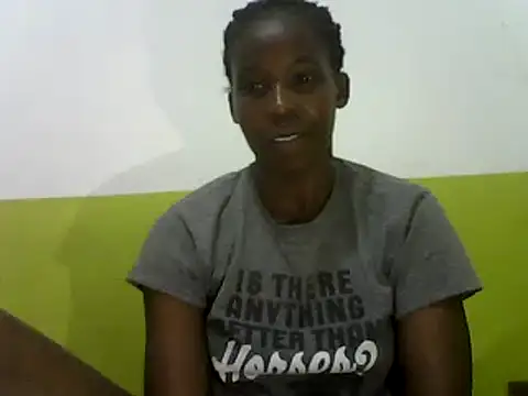 Snapshot of Claris2 chatting on 31, 1, 2025 Claris2 online show from 31, 1, 2025