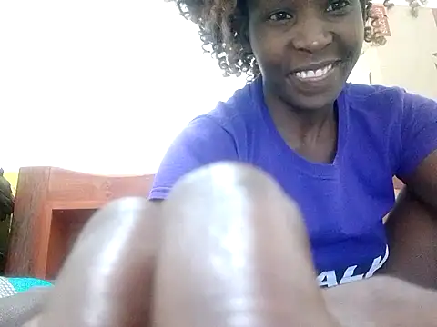 Snapshot of Claris2 chatting on 22, 9, 2025 Claris2 online show from 22, 9, 2025