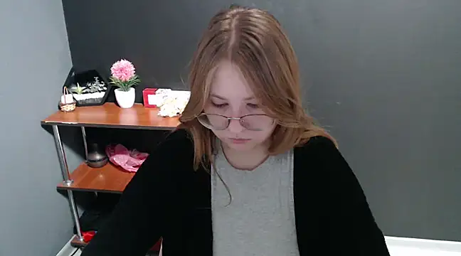 lady minx online show from 5, 12, 2024
