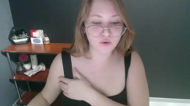 lady minx online show from 19, 12, 2024