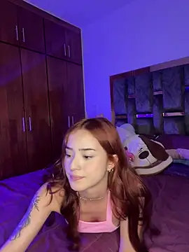 Snapshot of Veronica_isaza__ chatting on 5, 1, 2025 Veronica isaza online show from 5, 1, 2025