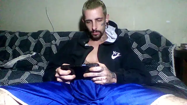 Snapshot of sellvageria chatting on 11, 6, 2026 sellvageria online show from 11, 6, 2026
