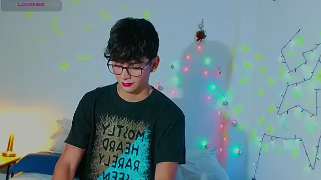 arnold laurent  online show from 20, 12, 2024