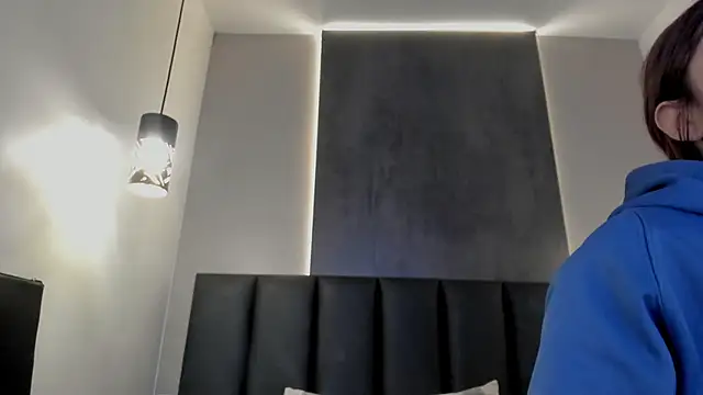 AbbyWathson online show from 9, 2, 2026