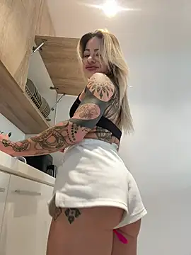 Divina X  online show from 15, 1, 2026