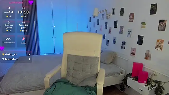 SashaSunlight online show from 1, 3, 2025