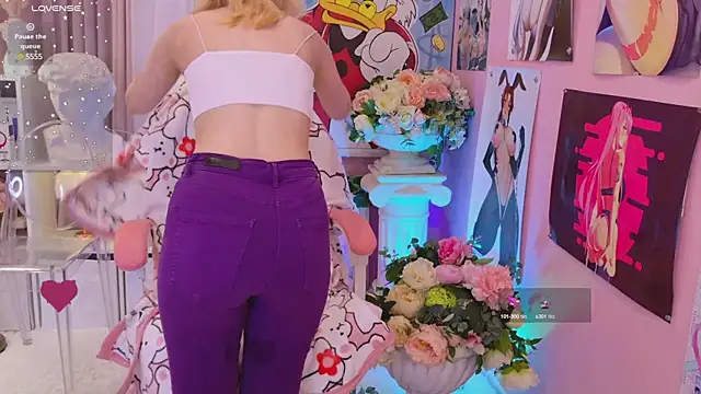 Coconut Mia online show from 5, 12, 2024