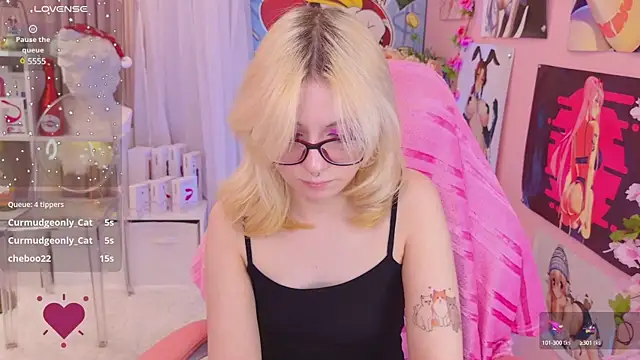 Coconut Mia online show from 21, 12, 2024