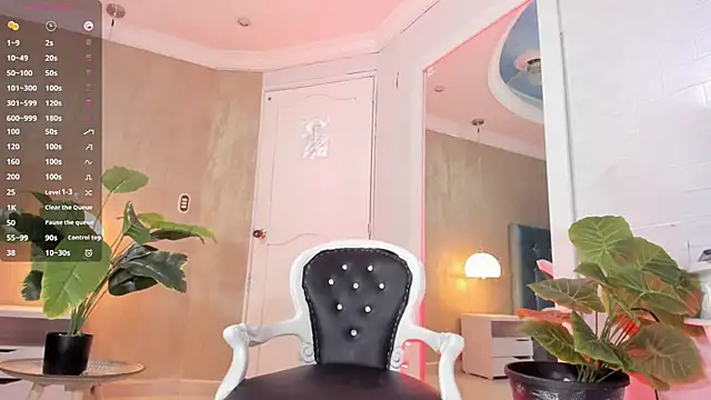 Snapshot of RicoBrown777_ chatting on 6, 11, 2025 RicoBrown777 online show from 6, 11, 2025