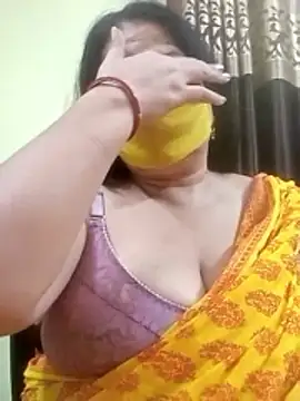 Snapshot of IndianAngle chatting on 23, 10, 2025 IndianAngle online show from 23, 10, 2025