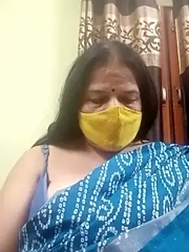 Snapshot of IndianAngle chatting on 12, 11, 2025 IndianAngle online show from 12, 11, 2025