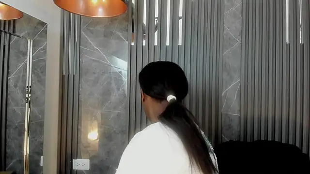 SaraiEvans online show from 12, 2, 2025