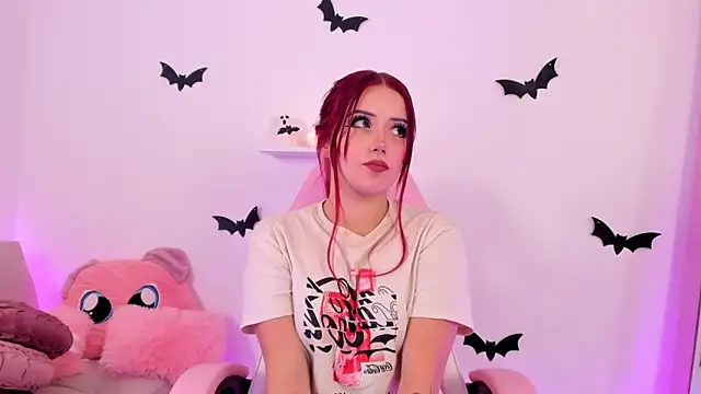 misspaulinaa online show from 20, 10, 2025