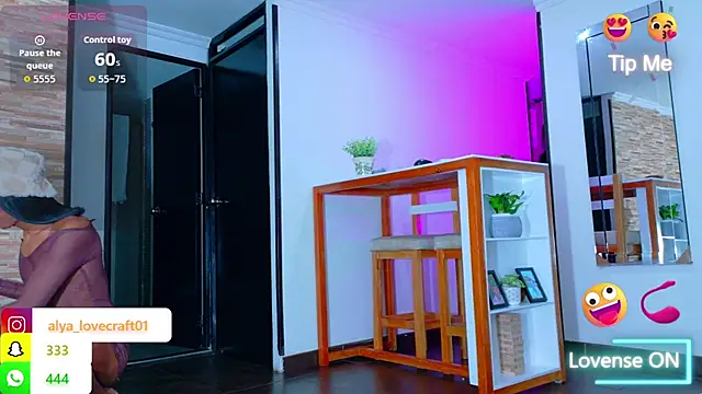 Snapshot of alya_lovecraft02 chatting on 30, 10, 2025 alya lovecraft02 online show from 30, 10, 2025