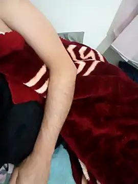 Snapshot of man-215 chatting on 25, 12, 2024 man-215 online show from 25, 12, 2024