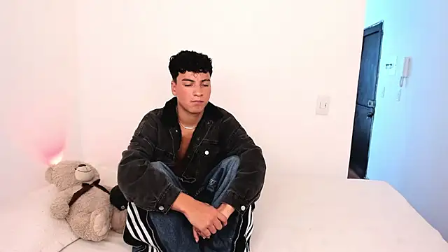 sweet boys xx online show from 26, 10, 2025