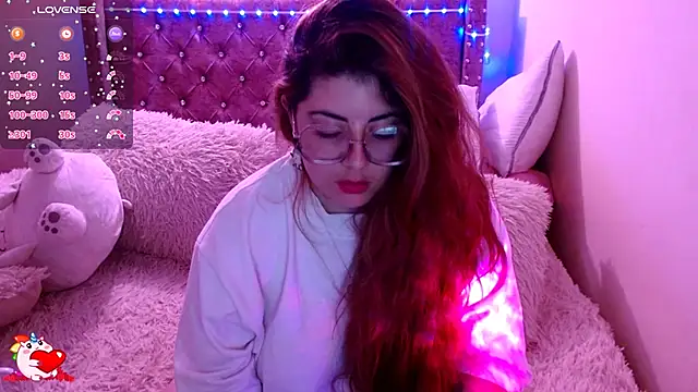 Snapshot of Azamy-12 chatting on 1, 1, 2025 Azamy-12 online show from 1, 1, 2025