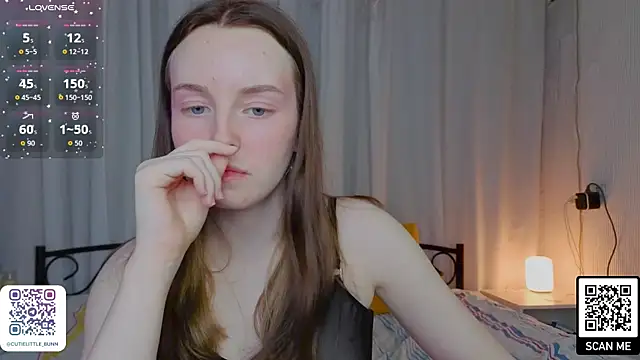 Snapshot of Wild__flowers chatting on 9, 7, 2026 Wild flowers online show from 9, 7, 2026