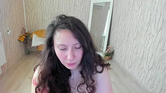 AishaRouhi online show from 8, 2, 2025