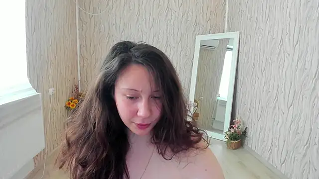 AishaRouhi online show from 18, 2, 2025