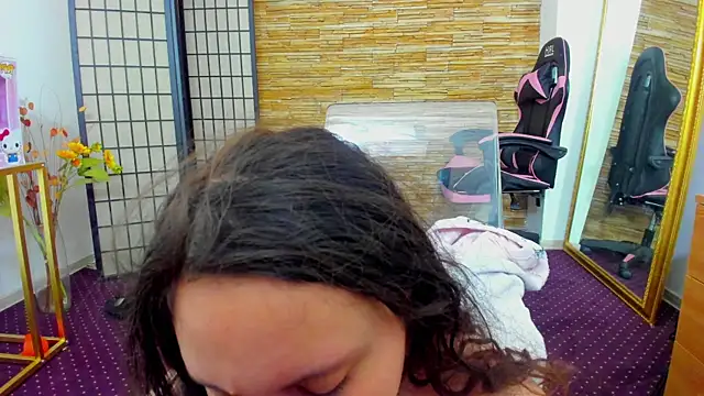 AishaRouhi online show from 22, 12, 2025