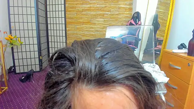 Snapshot of AishaRouhi chatting on 28, 2, 2026 AishaRouhi online show from 28, 2, 2026