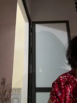 Hachi Sweetbabie  online show from 17, 3, 2025