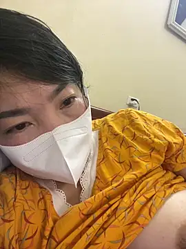 Hachi Sweetbabie  online show from 16, 12, 2025