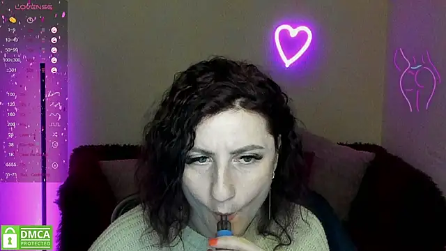 Muse kitty jenia online show from 21, 3, 2025