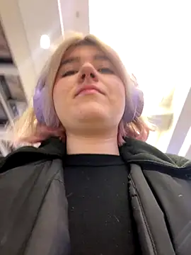 Snapshot of Baby__Naughty chatting on 4, 12, 2024 Baby Naughty online show from 4, 12, 2024